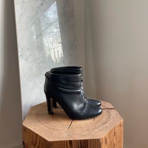 00’s Hugo Boss Ankle Heeled Boots